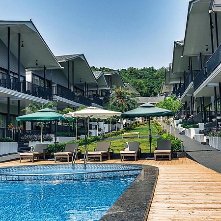 Oralia Resort Ashvem Beach Ngoại thất bức ảnh