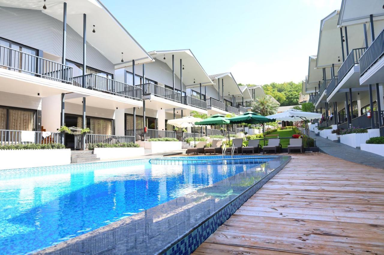 Oralia Resort Ashvem Beach Ngoại thất bức ảnh