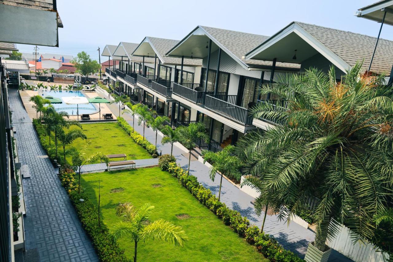 Oralia Resort Ashvem Beach Ngoại thất bức ảnh