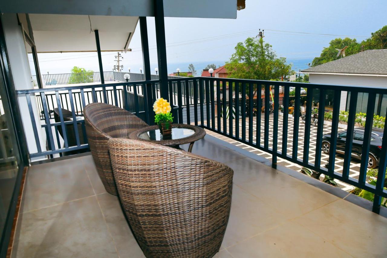 Oralia Resort Ashvem Beach Ngoại thất bức ảnh